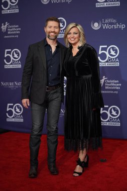 15 Ekim 2019 'da Nashville, Tennessee' deki Linbscome Üniversitesi 'nde verilen 50. GMA Dove Ödülleri sırasında kırmızı halı. 