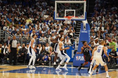 Orlando Magic 19 Nisan 2019 Cuma günü Orlando Florida 'daki Amway Arena' daki NBA Playoff 1 'de Toronto Rapçileri' ne ev sahipliği yapıyor.