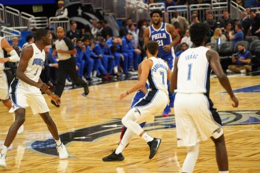 Orlando Magic 13 Ekim 2019 'da Florida, Orlando' daki Amway Center 'da Philadelphia 76ers' a ev sahipliği yaptı.. 