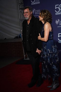 15 Ekim 2019 'da Nashville, Tennessee' deki Linbscome Üniversitesi 'nde verilen 50. GMA Dove Ödülleri sırasında kırmızı halı. 