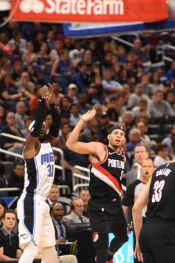 Orlando Magic 25 Ekim 2018 'de Orlando Florida' daki Amway Center 'da Portland Trail Blazers' ı sunar.. 