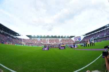 Orlando City, 5 Mart 2017 'de Orlando City Stadyumu' nda NYC FC 'ye ev sahipliği yaptı..  