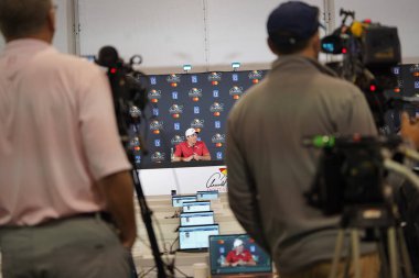 Arnold Palmer 2019 kazananı Francesco Molinari ile 3 Mart 2020 Salı günü Orlando, Florida 'daki Bay Hill' de basın toplantısı düzenledi. 