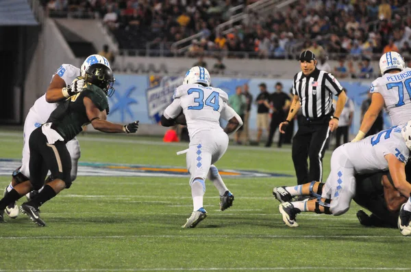 Carolina Del Norte Enfrenta Baylor Durante Russell Athletic Bowl Camping —  Fotos de Stock