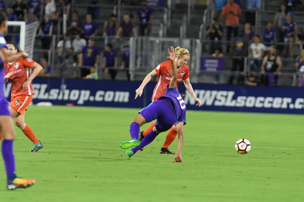 Orlando Pride 28 Haziran 2018 'de Orlando City Stadyumu' nda Houston Dash 'e ev sahipliği yaptı..  