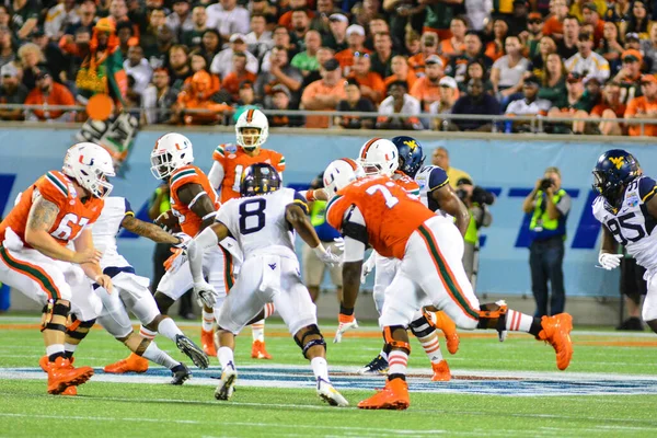 Les West Virginia Mountaineers Affrontent Les Hurricanes Miami Lors 71E — Photo