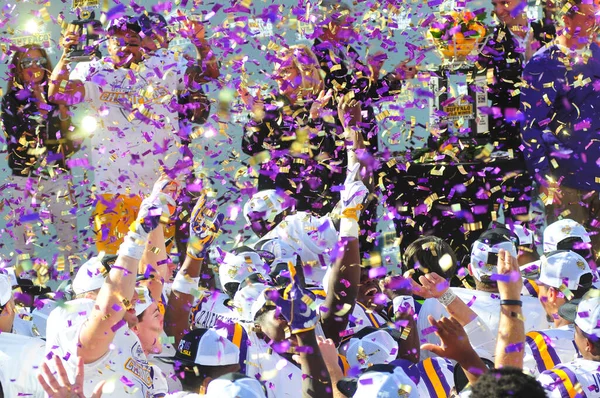 Lsu Čelit Louisville Během Citrus Bowl Stadionu Camping World Orlandu — Stock fotografie