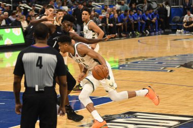 Orlando Magic, 19 Ocak 2019 Cumartesi günü Orlando Florida 'daki Amway Arena' da Milwaukee Doları 'na ev sahipliği yapıyor..