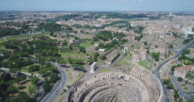 İtalya 'nın Roma' daki ünlü mezarının havadan görünüşü.. 