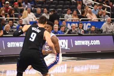 Orlando Magic, Philadelphia 76ers 'ı 14 Kasım 2018' de Orlando Florida 'daki Amway Center' da ağırlıyor..  