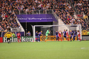 Orlando City SC, 8 Mayıs 2015 'te Florida' daki Kamp Dünyası Stadyumu 'nda Los Angeles Galaksisi' ne ev sahipliği yaptı.. 