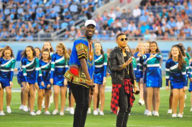 Kuzey Carolina 29 Aralık 2015 tarihinde Orlando Florida 'daki Kamp Dünya Stadyumu' nda oynanan Russell Atletizm Kupası 'nda Baylor ile karşılaşacak..