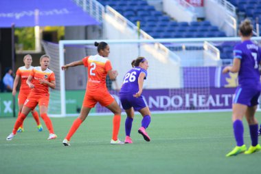 Orlando Pride sunucusu Houston Dash 23 Haziran 2016 'da Orlando Florida' daki Dünya Kampı Stadyumu 'nda..