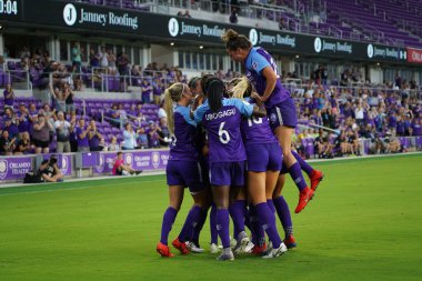Foto Prides, 11 Mayıs 2019 Cumartesi günü Orlando City Stadyumu 'nda Portland Thorns FC' ye ev sahipliği yapıyor..