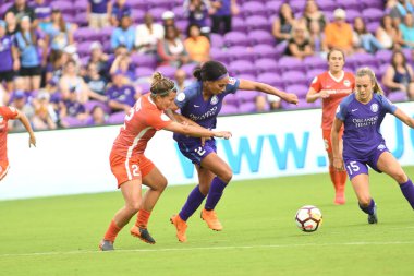 Orlando Pride, 27 Haziran 2018 tarihinde Orlando City Stadyumu 'nda Houston Dash' e ev sahipliği yaptı..  