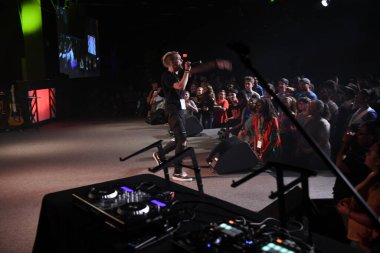 Crossover Kilisesi, 6 Ekim 2018 'de Tampa Florida' daki Crossover Kilisesi 'nde iki yıllık lezzet festivaline ev sahipliği yapıyor..