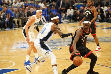 Orlando Magic 19 Nisan 2019 Cuma günü Orlando Florida 'daki Amway Arena' daki NBA Playoff 1 'de Toronto Rapçileri' ne ev sahipliği yapıyor.