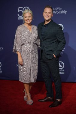 15 Ekim 2019 'da Nashville, Tennessee' deki Linbscome Üniversitesi 'nde verilen 50. GMA Dove Ödülleri sırasında kırmızı halı. 