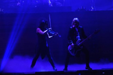 TransSibirya Orkestrası 14 Aralık 2014 'te Orlando Florida' daki Amway Center 'da konser verir.. 