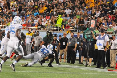 Kuzey Carolina 29 Aralık 2015 tarihinde Orlando Florida 'daki Kamp Dünya Stadyumu' nda oynanan Russell Atletizm Kupası 'nda Baylor ile karşılaşacak.. 