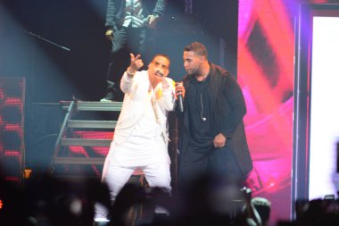 Baba Yankee ve Don Omar 7 Ağustos 2016 'da Orlando Florida' daki Amway Center 'da konser verdiler..  