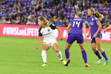 Orlando Pride, 23 Mayıs 2018 'de Orlando Florida' daki Exploria Stadyumu 'nda Kuzey Carolina Cesareti' ne ev sahipliği yapmaktadır..  