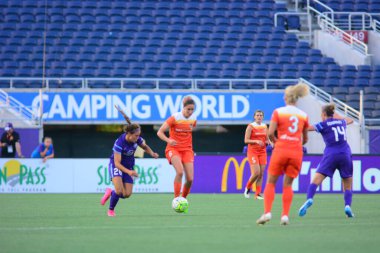 Orlando Pride sunucusu Houston Dash 23 Haziran 2016 'da Orlando Florida' daki Dünya Kampı Stadyumu 'nda..