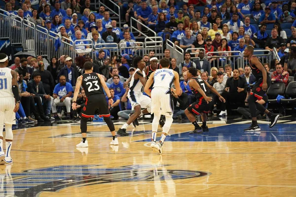 Orlando Magic Gospodarze Toronto Rapters Podczas Pierwszej Rundy Playoff Nba — Zdjęcie stockowe