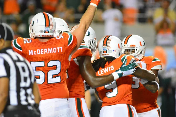 West Virginia Mountaineers Szembesülnek Miami Hurricanes Alatt 71St Russell Bowl — Stock Fotó