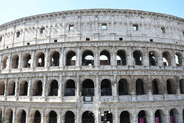 Vacker Utsikt Över Den Berömda Coloseum Rom Italien — Stockfoto