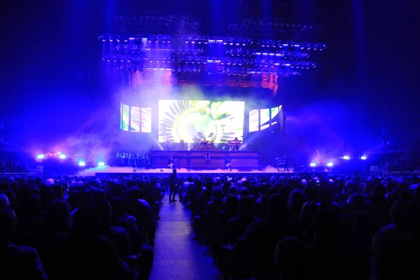 Transsiberian Orchestra Produit Amway Center Orlando Floride Décembre 2014 — Photo