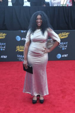 Kırmızı Halı Fotoğrafları 29 Mart 2019 Cumartesi günü Las Vegas 'taki Orleans Resort' ta düzenlenen 34. Yıldız Ödülleri sırasında çekildi.