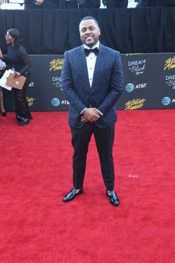 Kırmızı Halı Fotoğrafları 29 Mart 2019 Cumartesi günü Las Vegas 'taki Orleans Resort' ta düzenlenen 34. Yıldız Ödülleri sırasında çekildi.