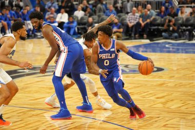 Orlando Magic 13 Ekim 2019 'da Florida, Orlando' daki Amway Center 'da Philadelphia 76ers' a ev sahipliği yaptı..
