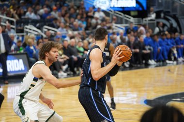 Orlando Magic, Orlando, Florida, ABD 'deki Amway Center' da Milwaukee Bucks 'a ev sahipliği yapıyor. 1 Kasım 2019.  