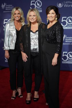 15 Ekim 2019 'da Nashville, Tennessee' deki Linbscome Üniversitesi 'nde verilen 50. GMA Dove Ödülleri sırasında kırmızı halı. 