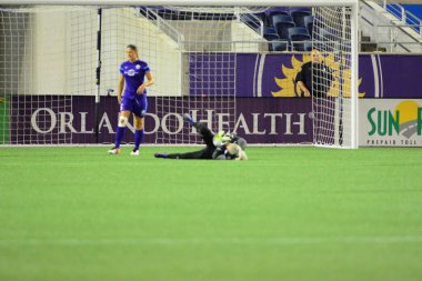 Orlando Pride sunucusu Houston Dash 23 Haziran 2016 'da Orlando Florida' daki Dünya Kampı Stadyumu 'nda..