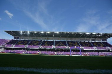 Orlando City 29 Nisan 2017 'de Orlando, Florida' daki Orlando City Stadyumu 'nda Colorado Rapids' e ev sahipliği yaptı.) 