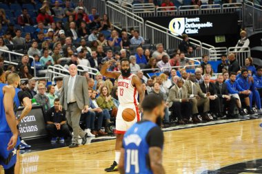 Orlando Magic, 13 Aralık 2019 Cuma günü Orlando, Florida 'daki Amway Center' da Houston Rockets 'a ev sahipliği yapıyor.