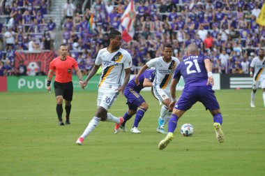 Orlando City 15 Nisan 2017 'de Florida, Orlando' daki Citrus Bowl 'da Los Angeles Galaksisine ev sahipliği yaptı..