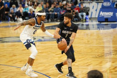 Orlando Magic 28 Şubat 2020 tarihinde Orlando Florida 'da Amway Center' da Minnesota Timberwolves 'a ev sahipliği yapar..  