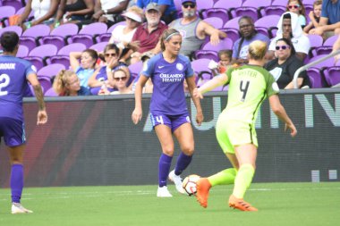 Orlando Pride 21 Temmuz 2018 'de Orlando Florida' daki Exploria Stadyumu 'nda Seattle Reign FC' ye ev sahipliği yapmaktadır. Fotoğraf: Marty Jean-Louis