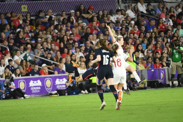 5 Mart 2020 'de Orlando Florida' daki Exploria Stadyumu 'nda düzenlenen 2020 SheBelieves Kupası' nda ABD - İngiltere Karşılaşması 