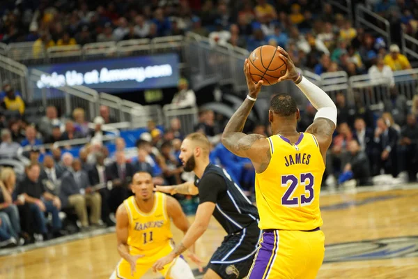 Orlando Magic 11 Aralık 2019 Çarşamba günü Orlando Forida 'daki Amway Center' da Los Angeles Lakers 'a ev sahipliği yaptı..  