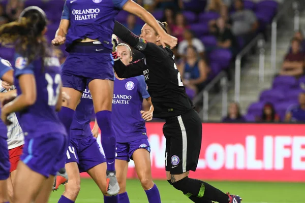 Orland Pride, 25 Ağustos 2018 'de Orlando Florida' daki Exploria Stadyumu 'nda Chicago Red Stars' a ev sahipliği yapıyor..  