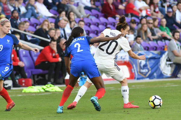 Fransa, 7 Mart 2018 tarihinde Orlando 'daki Orlando City Stadyumu' nda oynanan SheBelives Kupası 'nda Almanya ile karşı karşıya geldi..  