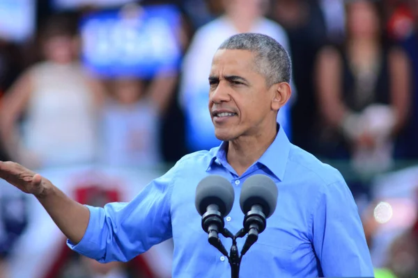 Prezydent Barack Obama Przemawia Wiecu Kampanii Stadionie Osceola Heritage Park — Zdjęcie stockowe