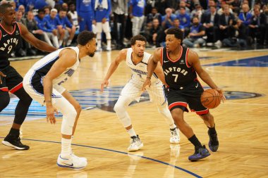 Orlando Magic 21 Nisan 2019 tarihinde Orlando Florida 'daki Amway Arena' da düzenlenen NBA Playoff 1 'de Toronto Rapçileri' ne ev sahipliği yapıyor..