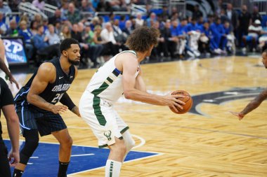 Orlando Magic, Orlando, Florida, ABD 'deki Amway Center' da Milwaukee Bucks 'a ev sahipliği yapıyor. 1 Kasım 2019.  