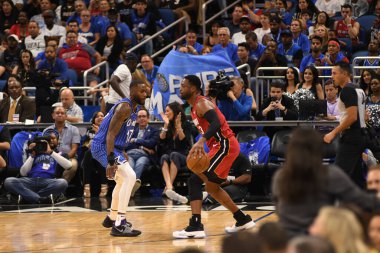 Orlando Magic 17 Ekim 2018 'de Orlando Florida' daki Amway Center 'da Miami Heat' i sunar..  